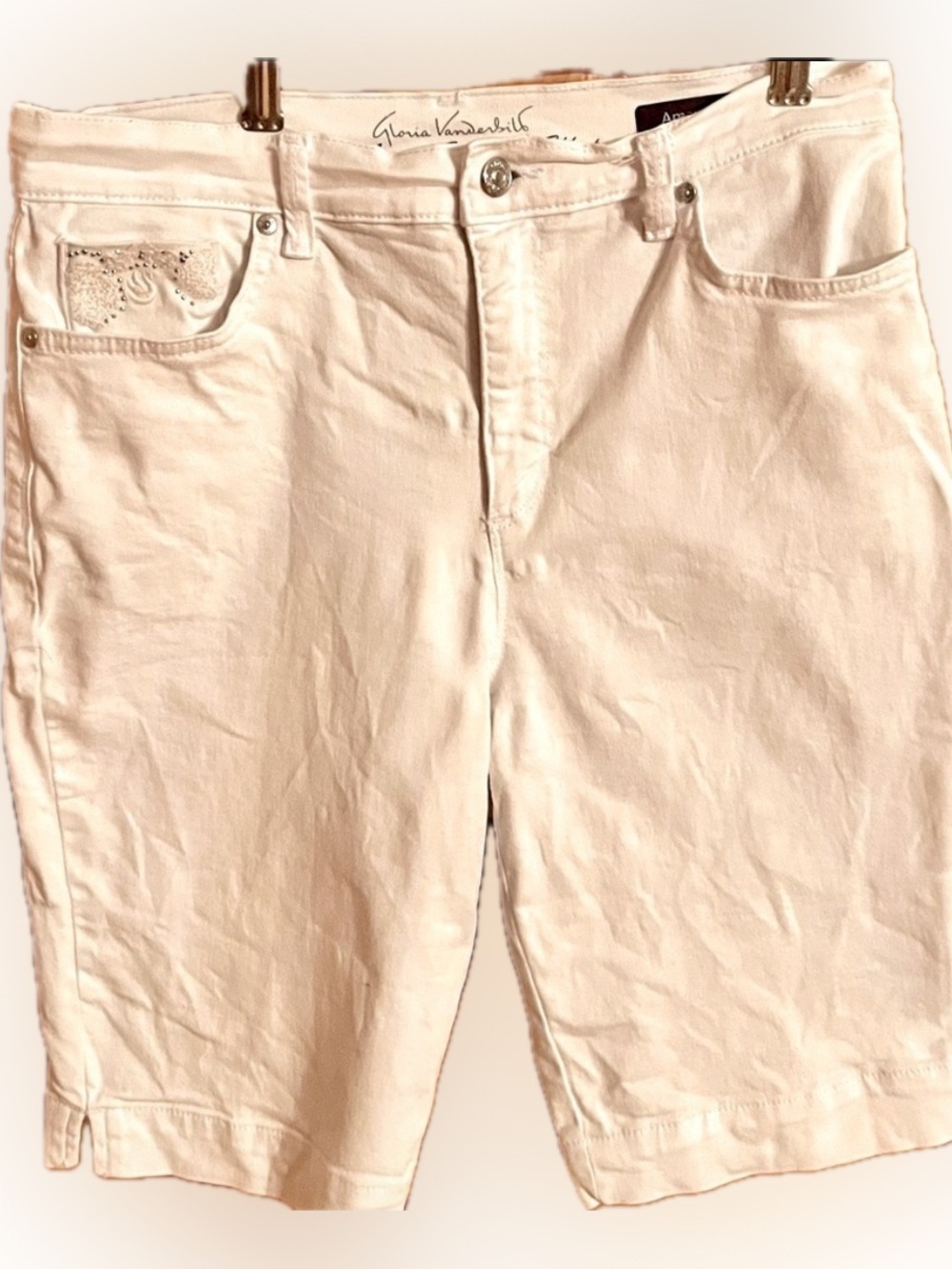 Gloria Vanderbilt Amanda White Bermuda Shorts Size 8 High Rise Slimming Glitter